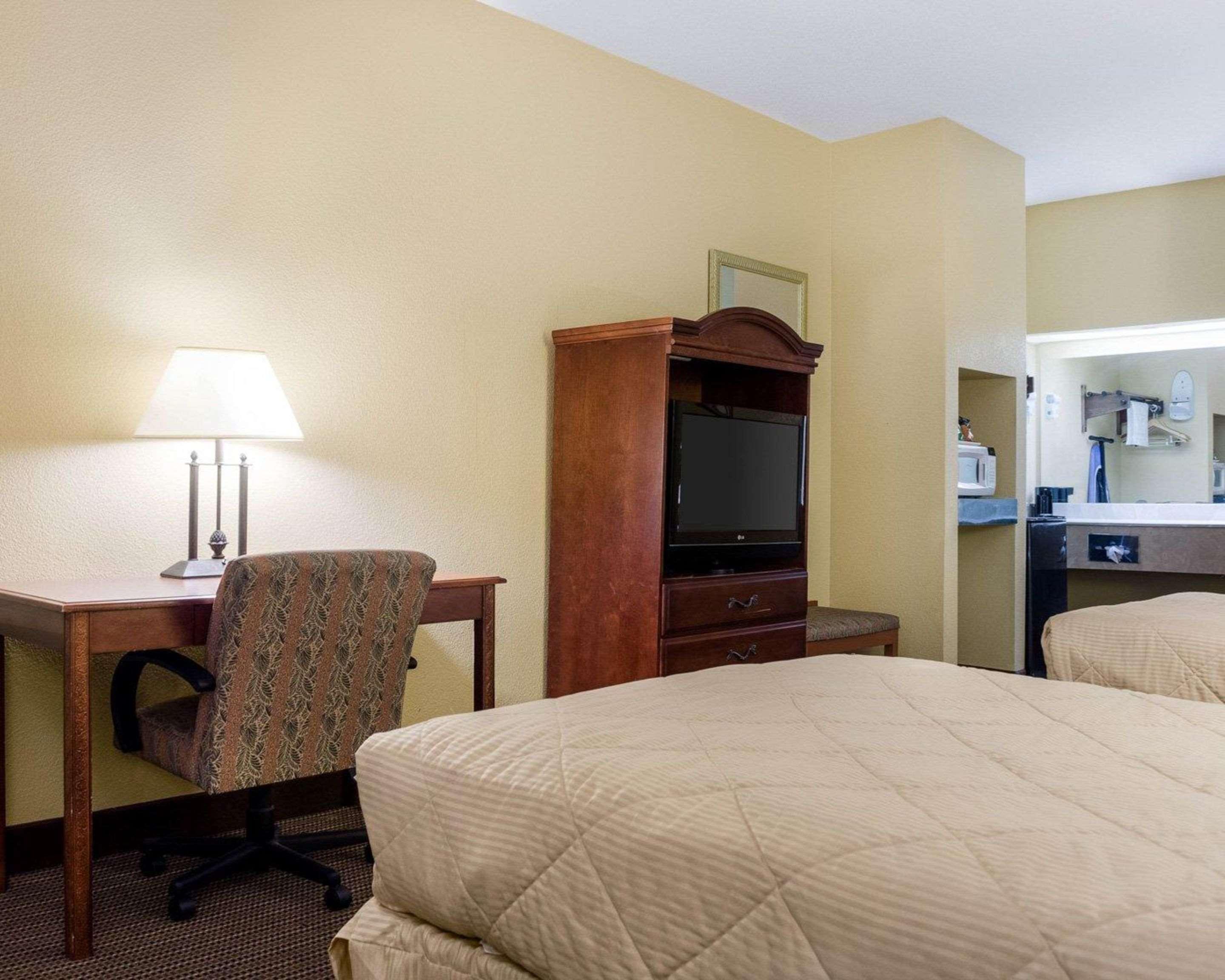 Econo Lodge By Choice Greenville Luaran gambar