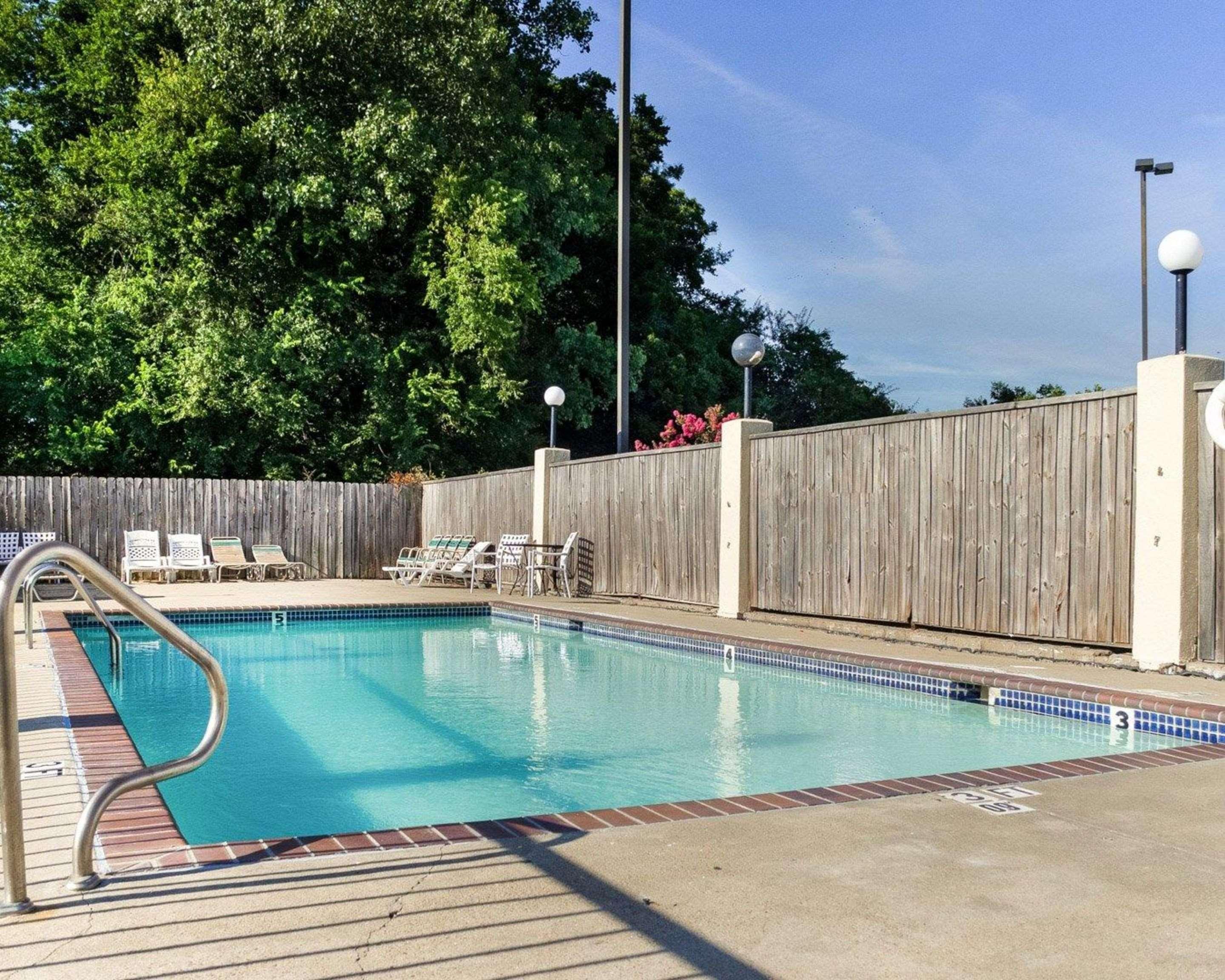 Econo Lodge By Choice Greenville Luaran gambar